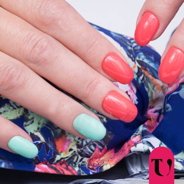 Unghie Gel Rosse estive 2023 rosso fluo