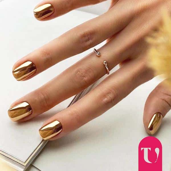 Smalto color oro metallizzato